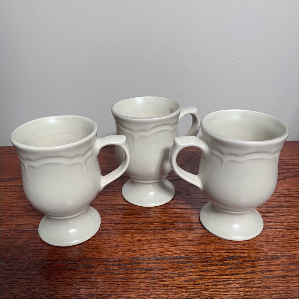 Pfaltzgraff Pedestal Mugs Gazebo Pattern - Picture 2 of 8
